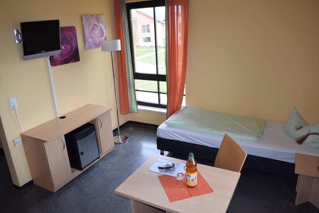 Euroville Jugend- Und Sporthotel Naumburg  Eksteriør bilde